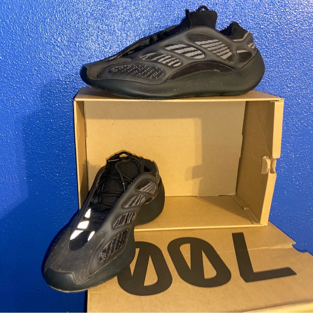 Men’s Yeezys